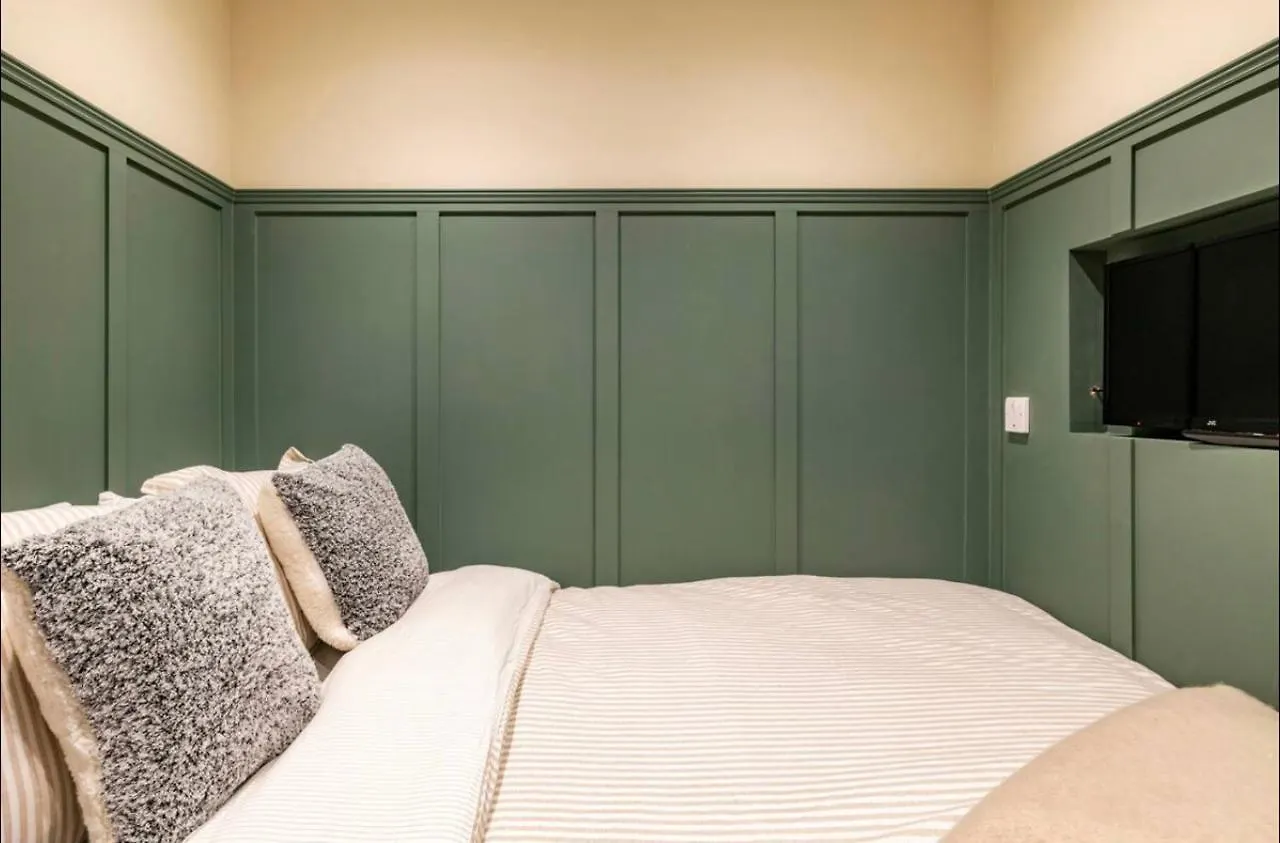 The Hideaway By The Sea - Free Parking Apartment Brighton