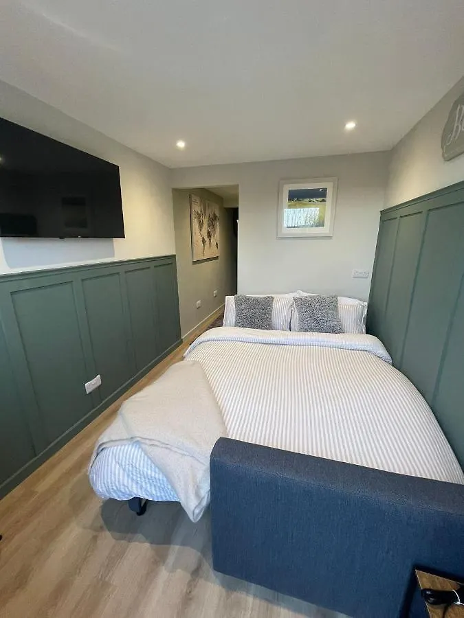 The Hideaway By The Sea - Free Parking Apartment Brighton